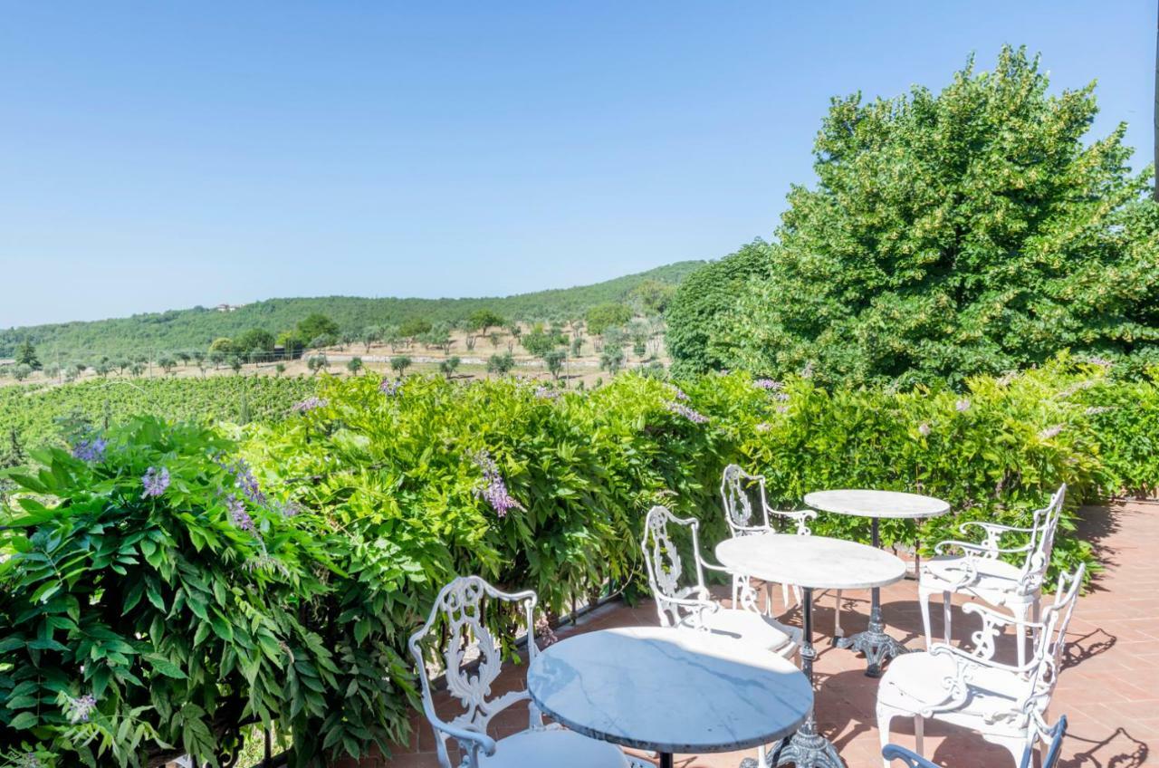 Relais Vignale & Hotel