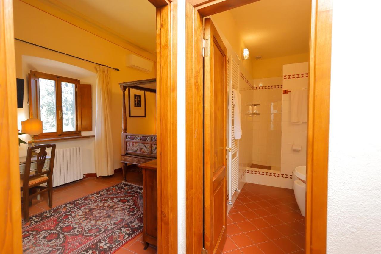 Hotel Relais Vignale & 4*